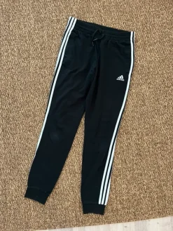 Clearance adidas housut