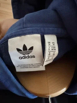 Clearance Adidas huppari