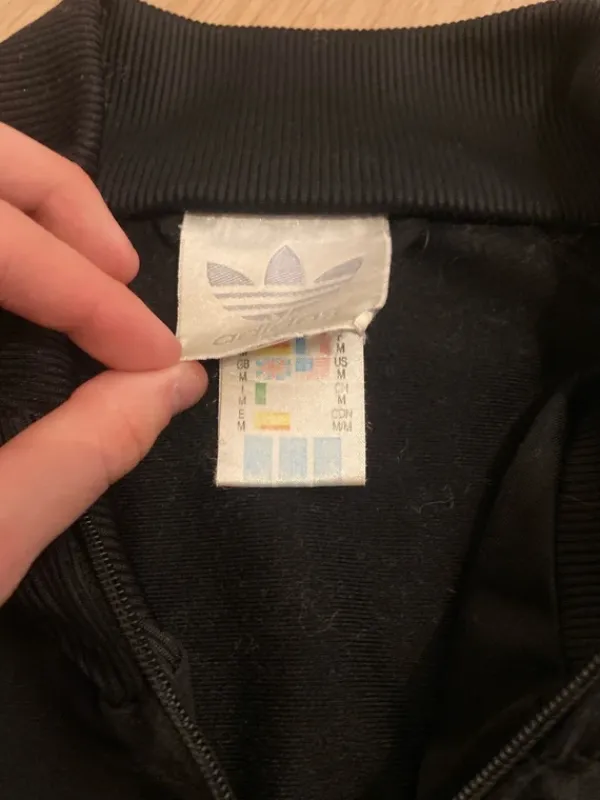 Online Adidas huppari vintage- M koko