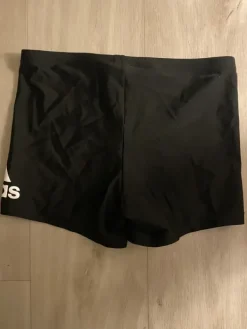 Best adidas uimahousut