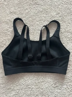 Clearance adidas urheiluliivit