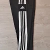 Sale adidas verkkarit