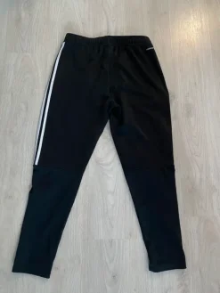 Discount adidas verkkarit