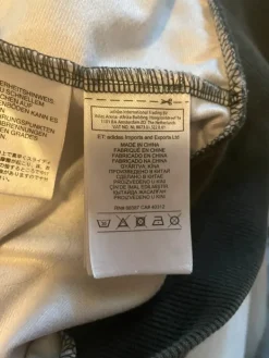 Outlet adidas verryttelytakki