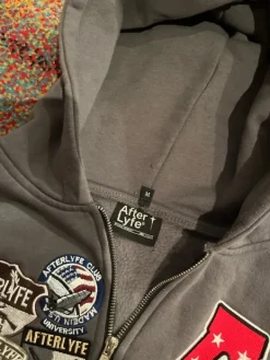 Outlet Afterlyfe huppari