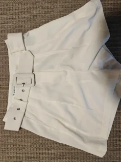 Outlet Amisu shortsit