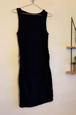 Hot Anna Field äitiysmekko x 2