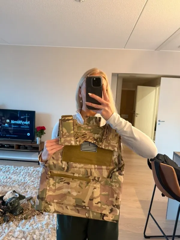 New juhlamaailma Armeijaliivi esim halloweenasuun