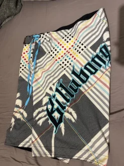 Online Billabong Badshorts