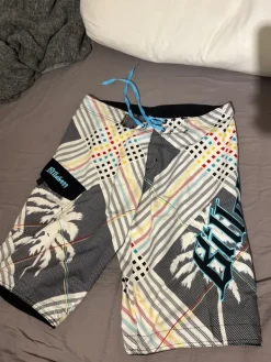 Online Billabong Badshorts