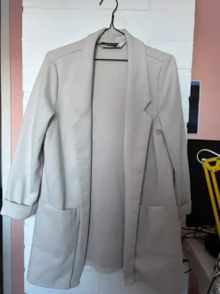 Online Beige bleiseri