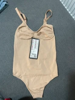 Best New Yorker Beige body