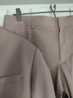 Sale Beige pukusetti