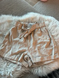 Clearance New Yorker Beiget shortsit