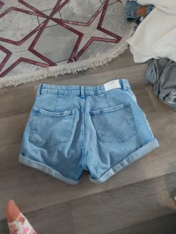 Best Bershka shortsit 38