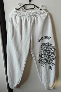 Clearance Bershka valkoiset kollarit