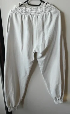 Clearance Bershka valkoiset kollarit