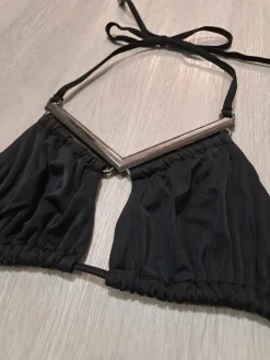 Best H&M Bikini top in S