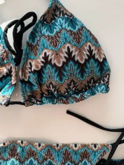 Best Aya-s bikinit, ylä- ja alaosa