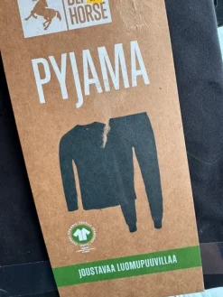 Clearance Black Horse pyjama