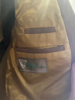 Discount Tampereen pukutehdas Bleiseri