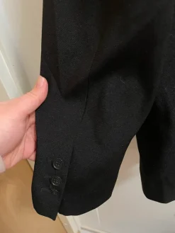 Online Nelly Bleiseri