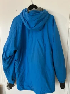 Hot Sweet Protection Blue insulated skiing jacket
