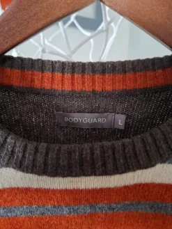 Hot bodyguard villaneule