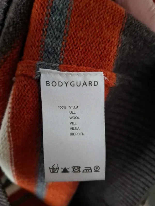 Hot bodyguard villaneule