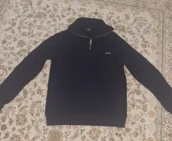 Boss pusero half swipper