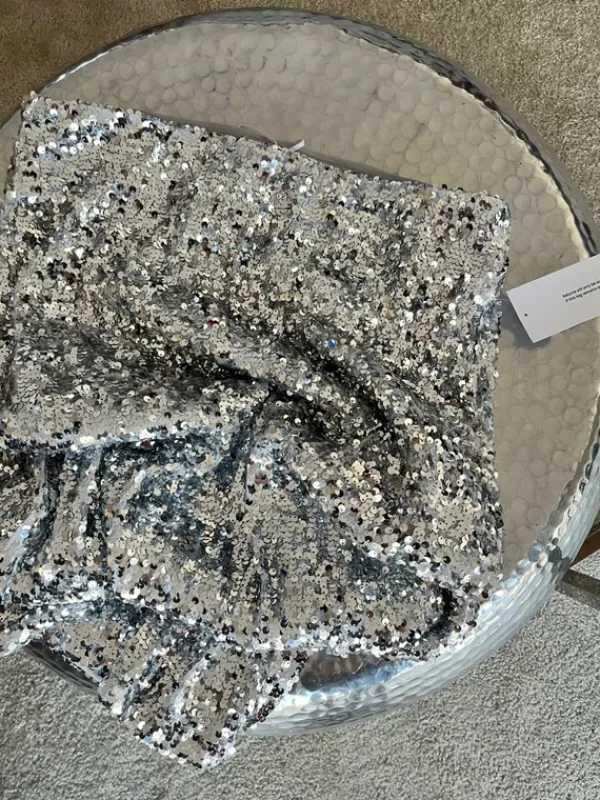 Clearance Bubbleroom paljettihame M | Vinted