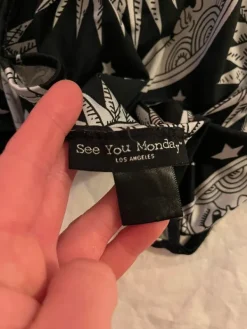 Best See You Monday Buksedragt