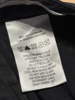 Calvin Klein golf shortsit