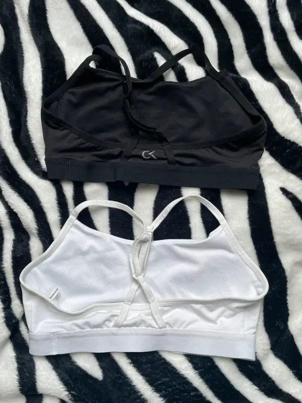 Clearance Calvin Klein topit