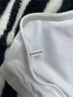 Clearance Calvin Klein topit