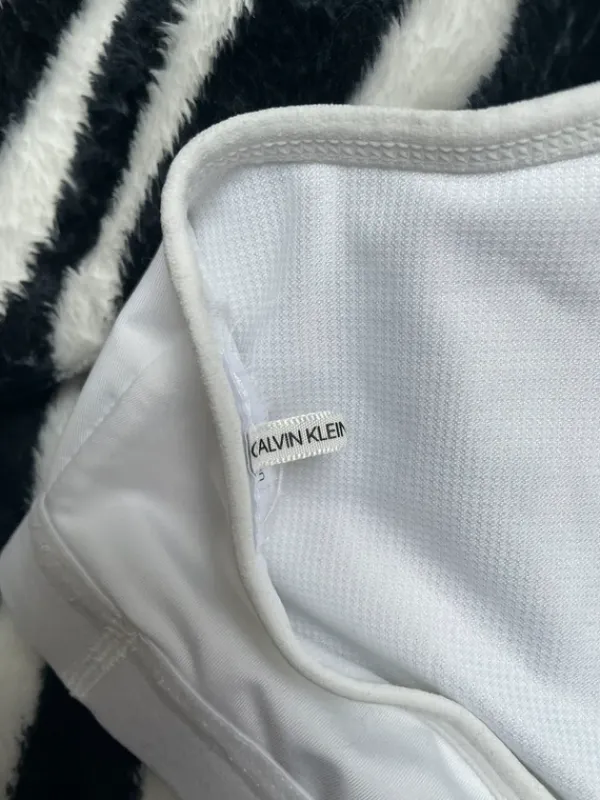 Clearance Calvin Klein topit