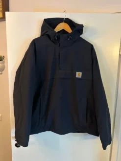 Online Carhartt anorak