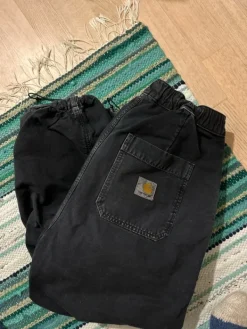 Discount Carhartt housut