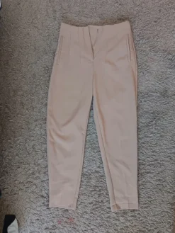 Best Chino -tyyliset housut