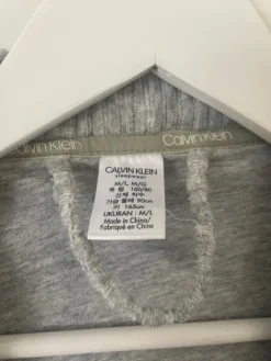 Discount Calvin Klein CK aamutakki/morgonrock