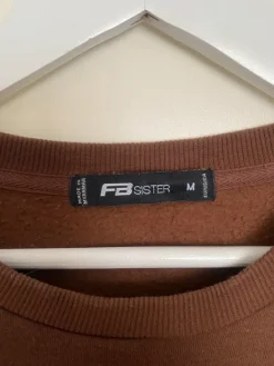 Outlet New Yorker Collage paita