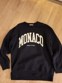 Best Stradivarius College