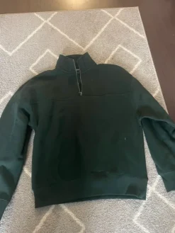 Pull & Bear College paita