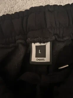 Online Collegehousut