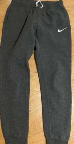 New Nike Collegehousut S