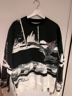 Online Pull & Bear Collegepaita printillä