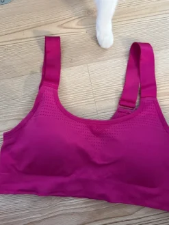 Outlet Crivit urheilurintsikat