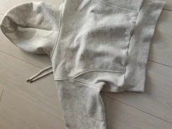 Online Cropattu huppari