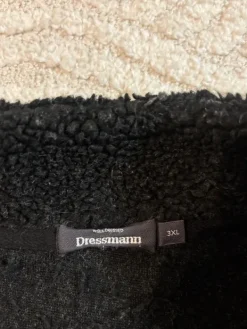 Discount Dressmann karvaliivi