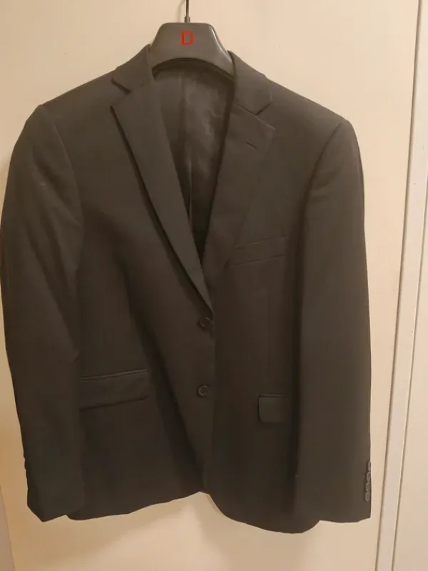 Clearance Dressmann lyhyt musta puvuntakki